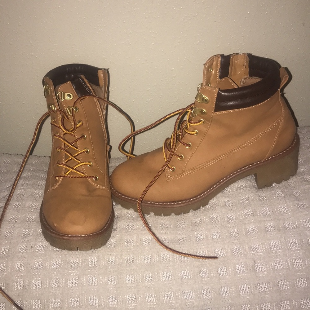 Champagne Boots
